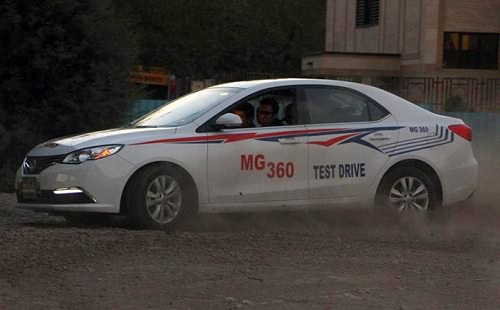 MG 360 - خودروی ام جی 360