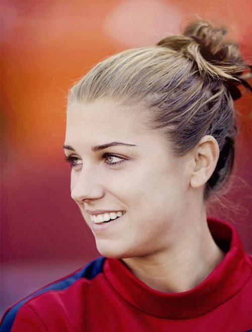 عکس های زیباترین فوتبالیست زن دنیا و بیوگرافی این دختر خوشگل