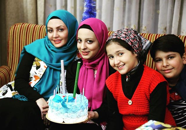 سارا احمدیان سارا احمدیان