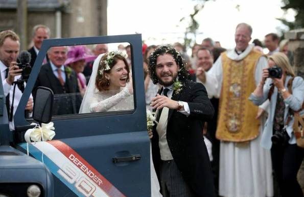 بازیگر مرد و زن سریال بازی تاج و تخت با هم ازدواج کردند + تصاویر مراسم عروسی