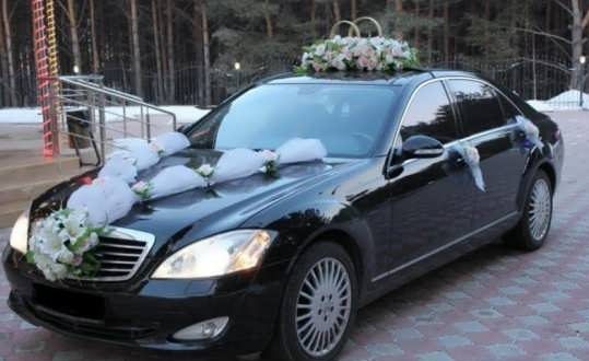 ماشین عروس مشکی