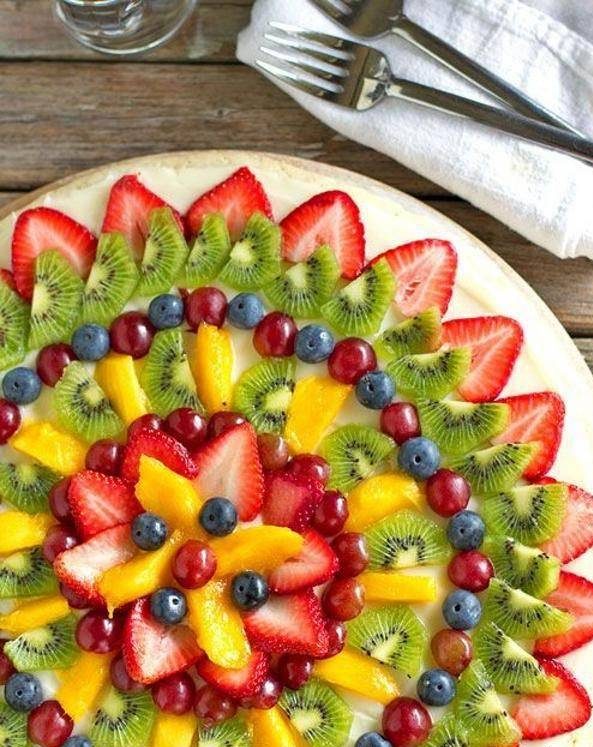 تصاویر میوه آرایی و تزیین ظرف میوه برای مهمانی و ایده های چیدن میوه