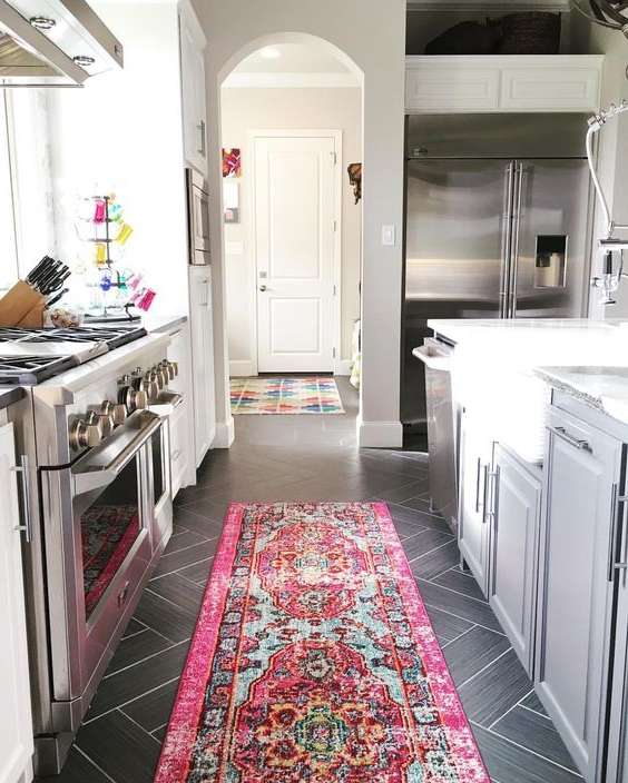 فرش و گلیم آشپزخانه