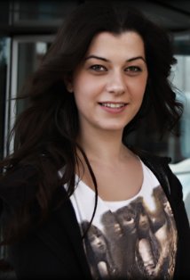 نگار کالفا nigar kalfa