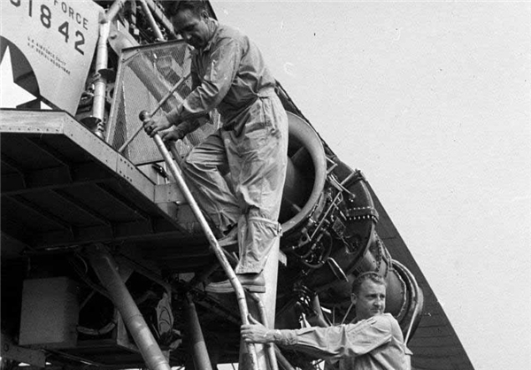 اولین هلیکوپتر