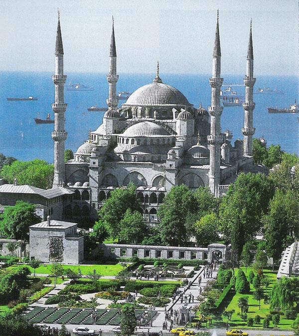 استانبول مقصد نخست برتر گردشگری اروپا در سال ۲۰۱۳
