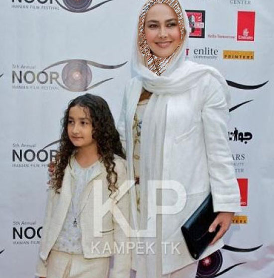 عکس آنا نعمتی و دخترش 