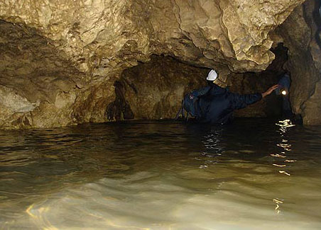 غار دانیال، مقصد سفر تابستانی
