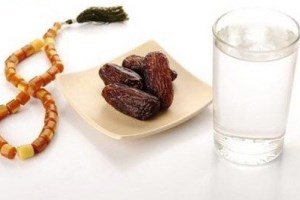 مواد غذایی که باعث جلوگیری از تشنگی در ماه رمضان می شود