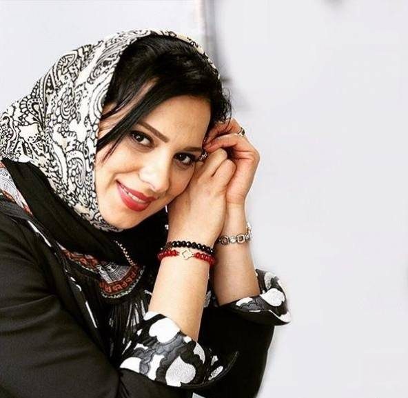 عکس آتلیه ای بازیگران - روشنک عجمیان عکس آتلیه ای بازیگران - روشنک عجمیان