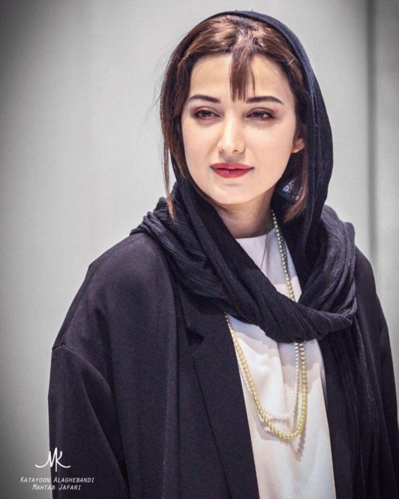 روشنک گرامی