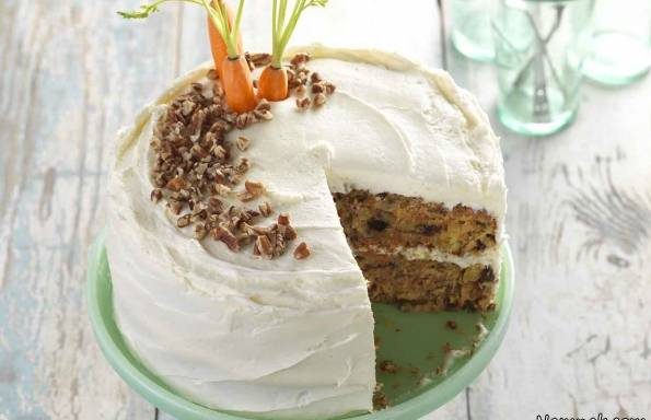 کیک هویج با فراستینگ ماسکارپونه
