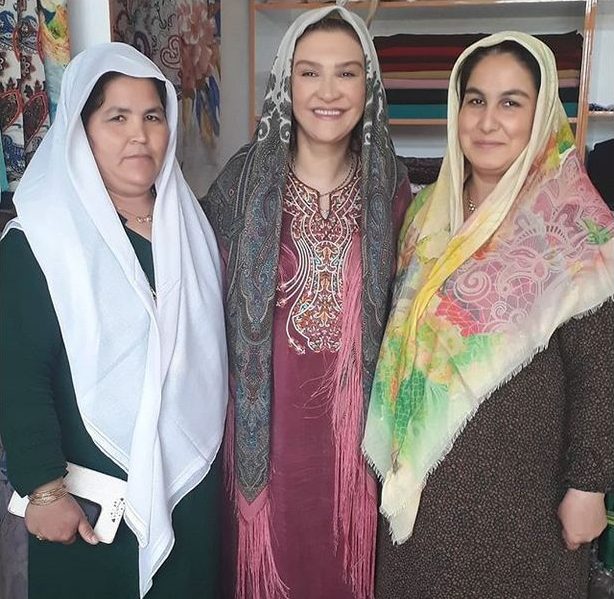 مینا نوروزی