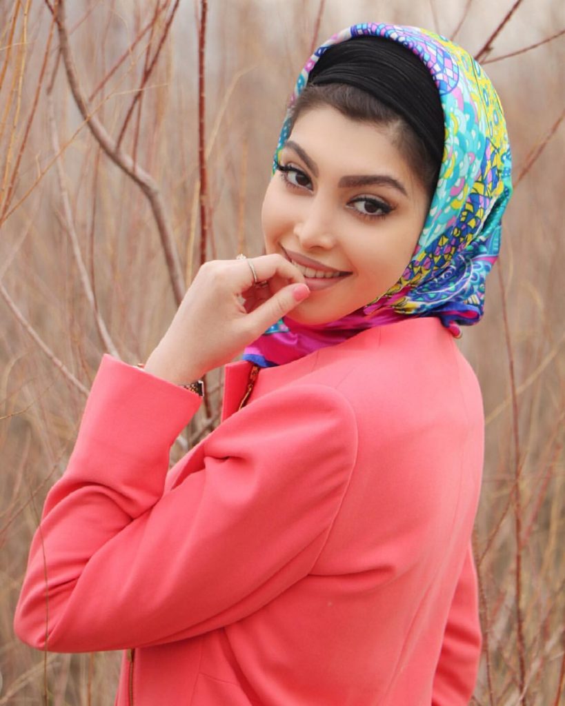 طناز دهقان