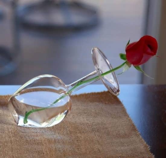 تزیین گلدان شیشه ای 