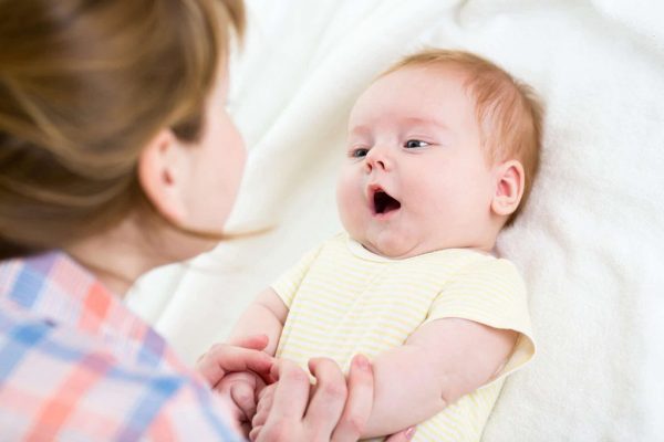 تاثیر حرف زدن با نوزاد 