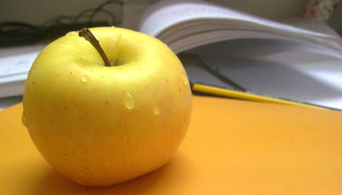 خواص سیب زرد