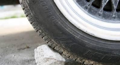 پنچرگیری خودرو