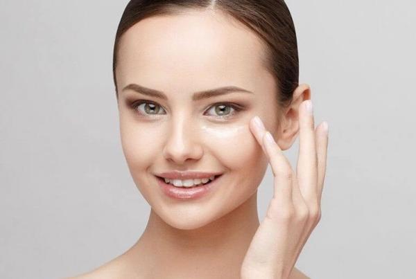 ماسک رفع سیاهی زیر چشم (چند ماسک عالی خانگی برای رفع سیاهی دور چشم) Dark Eye 2 e1661894748814