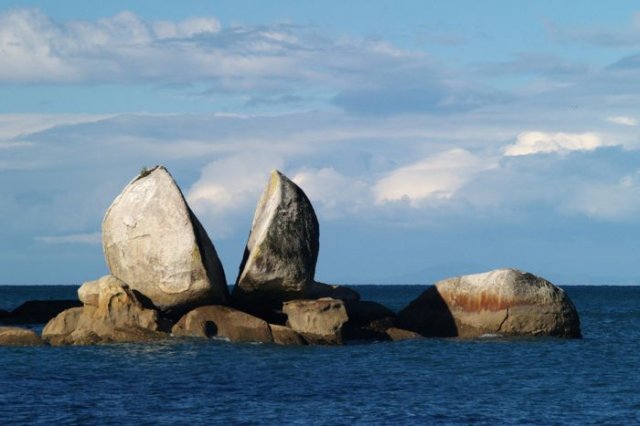 تصاویری شگفت انگیز از صخره ها و سنگ های زیبا